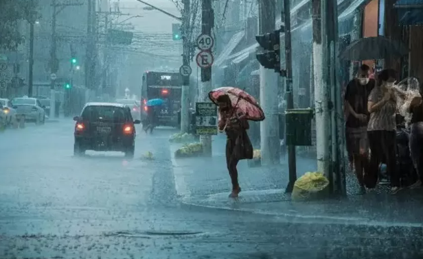 Cuaca Ekstrem Ancam Sumatera Utara & Bali