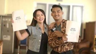 Berita Terkini Dunia Hiburan dan Selebriti Paling Viral